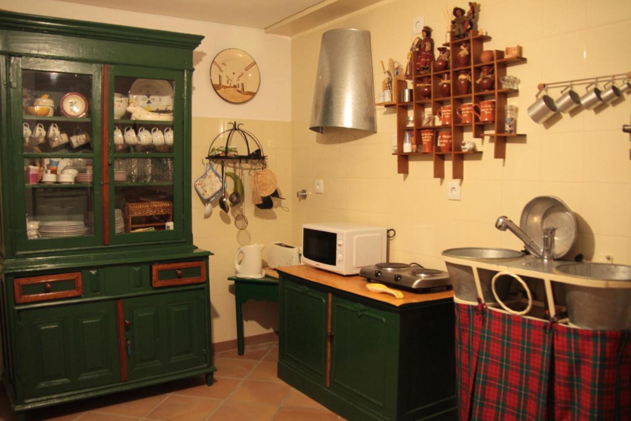 Casa Do Balcao Guest House Alcains ภายนอก รูปภาพ