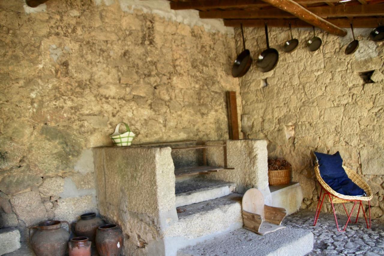 Casa Do Balcao Guest House Alcains ภายนอก รูปภาพ