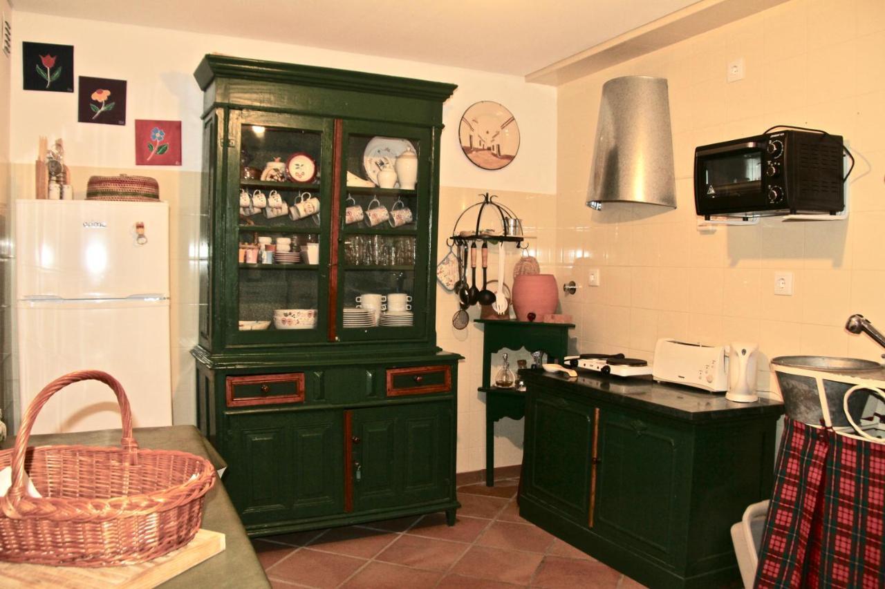 Casa Do Balcao Guest House Alcains ภายนอก รูปภาพ